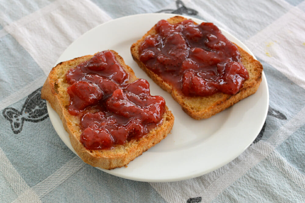 step6-baked bread toast-and-jam